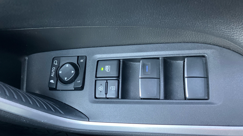 Toyota RAV4 2.5 VVT-i Hybrid Dynamic 5dr CVT 2WD Hybrid Estate